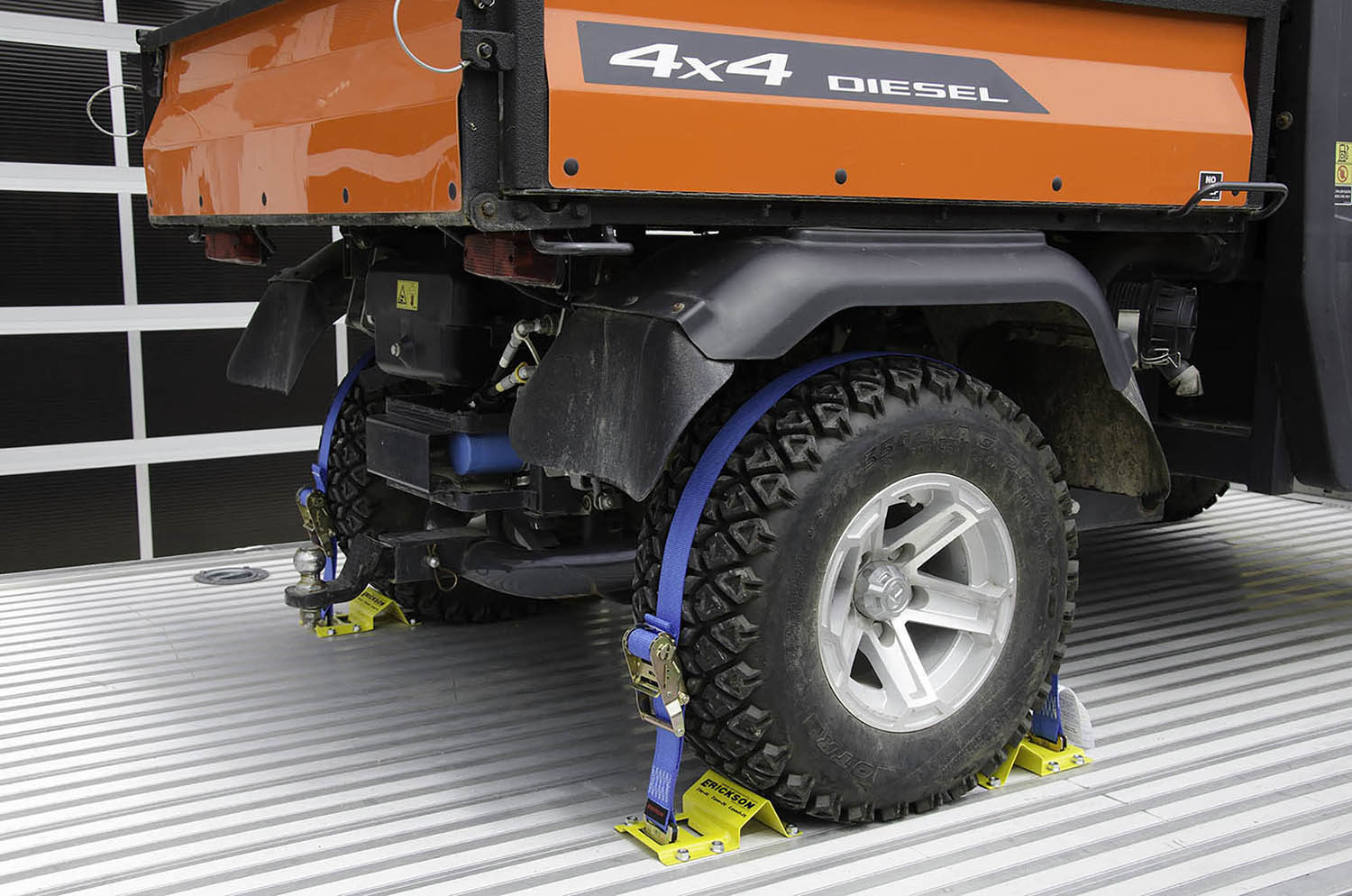KIT E-TRACK - SANGLE 2" X 6" 4500 LBS & CALE DE ROUE 4" - Récréashop