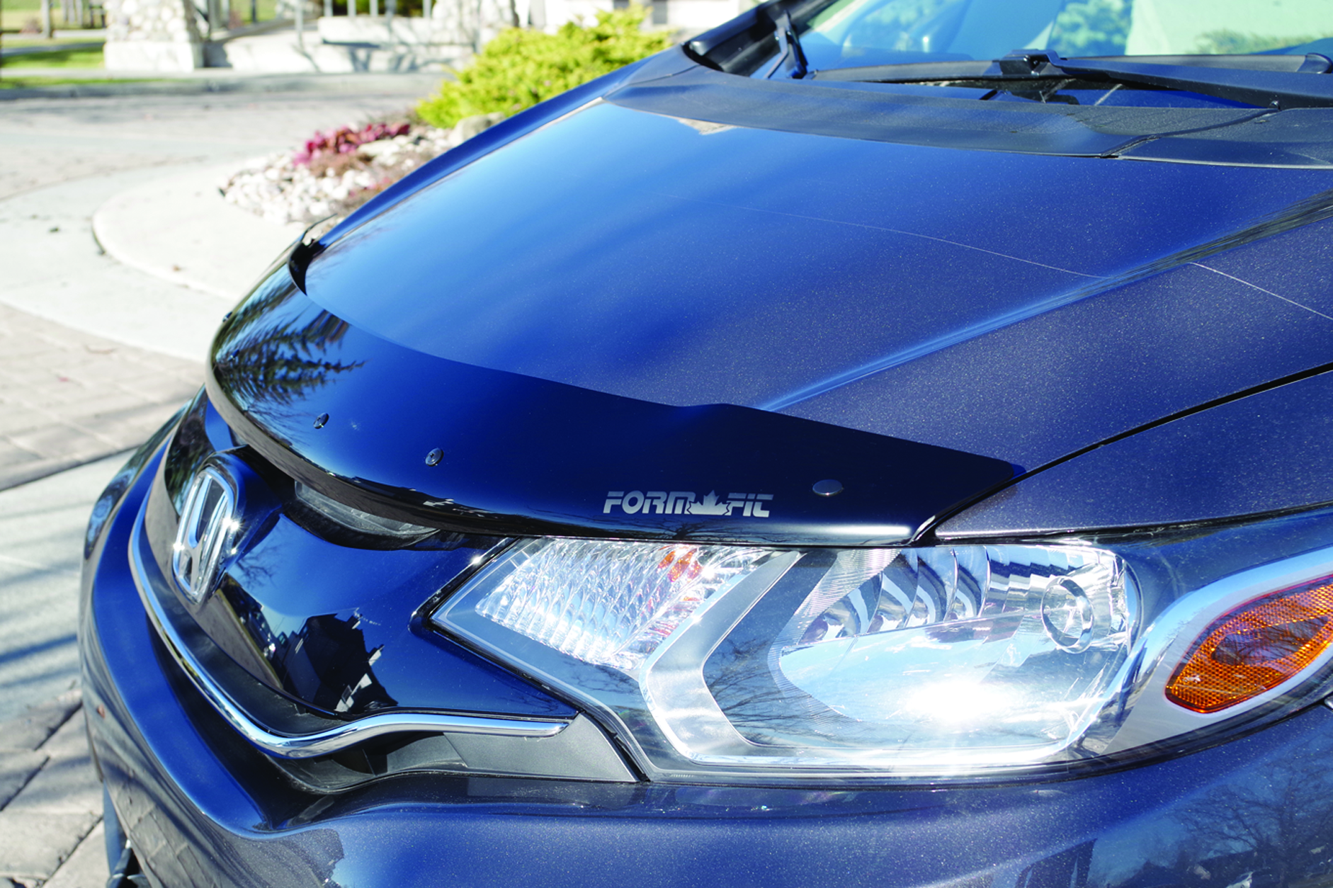 Déflecteur de Capot FormFit Versa Ex. Sedan 07-12 - Récréashop