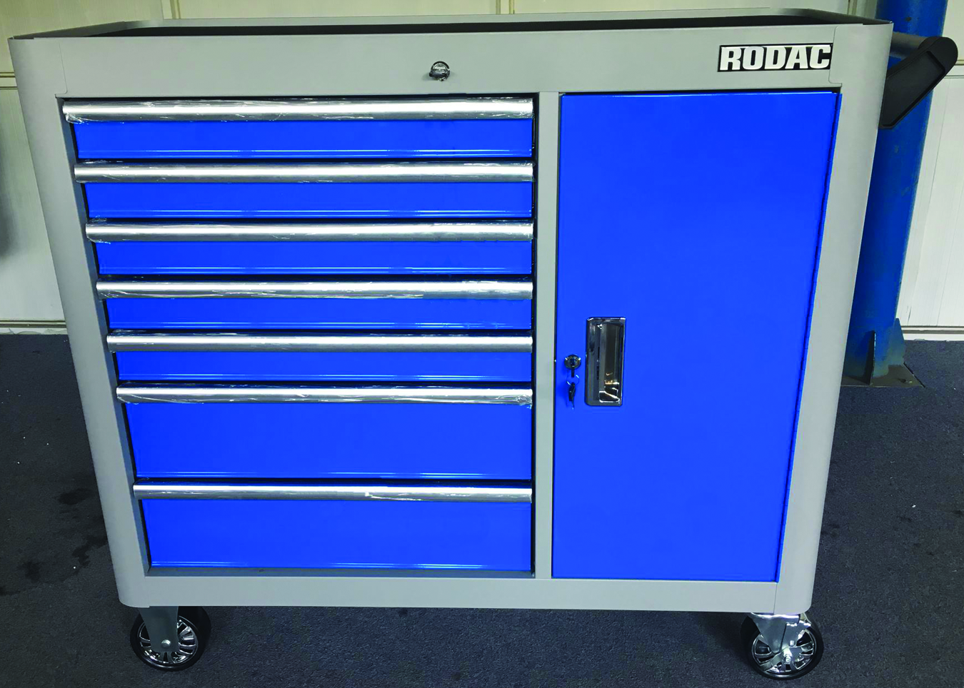 CABINET 44"7 TIRROIRS 1P.ROUL - Récréashop