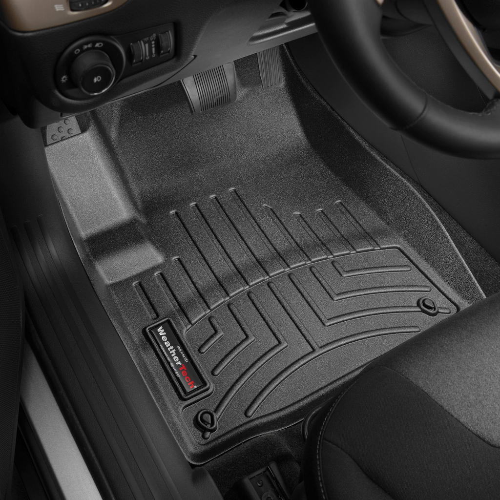 Tapis Avant Noir Cherokee 14-15 - Récréashop