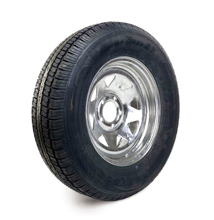 Pneu radial 205/75R15 6 plis LRC 1820 lbs Castle Rock et jante 15" 5 trous galvanisée - Récréashop