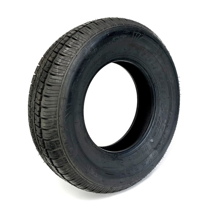 Pneu radial 205/75R14 8 plis LRD 2040 lbs Castle Rock - Récréashop