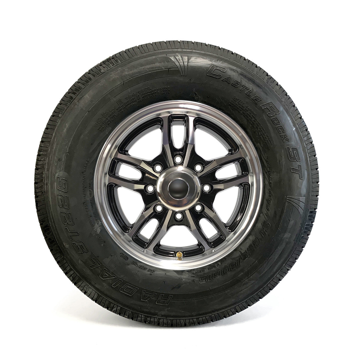 Pneu radial 235/80R16 10 plis LRE 3520 lbs Castle Rock et jante 16" 8 trous aluminium noir Osprey - RecreaShop