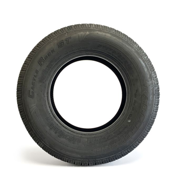 Pneu radial 175/80R13 6 plis LRC 1360 lbs Castle Rock - Récréashop