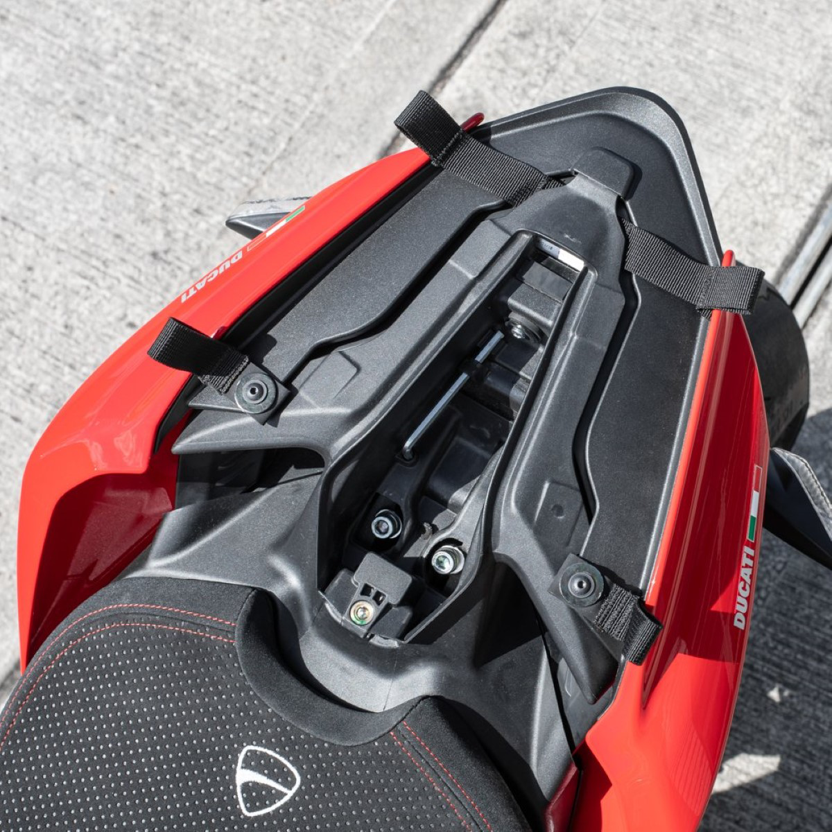 Kriega Fit Kit Ducati Panigale V4 / Streetfighter - RecreaShop