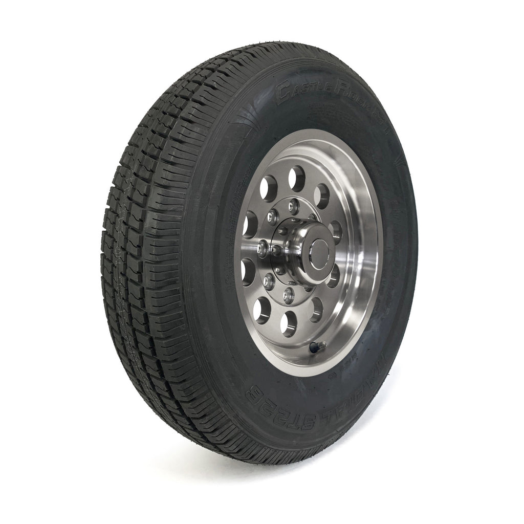 Pneu radial 235/80R16 10 plis LRE 3520 lbs Castle Rock et jante 16" 8 trous modulaire aluminium (valve haute pression) - RecreaShop