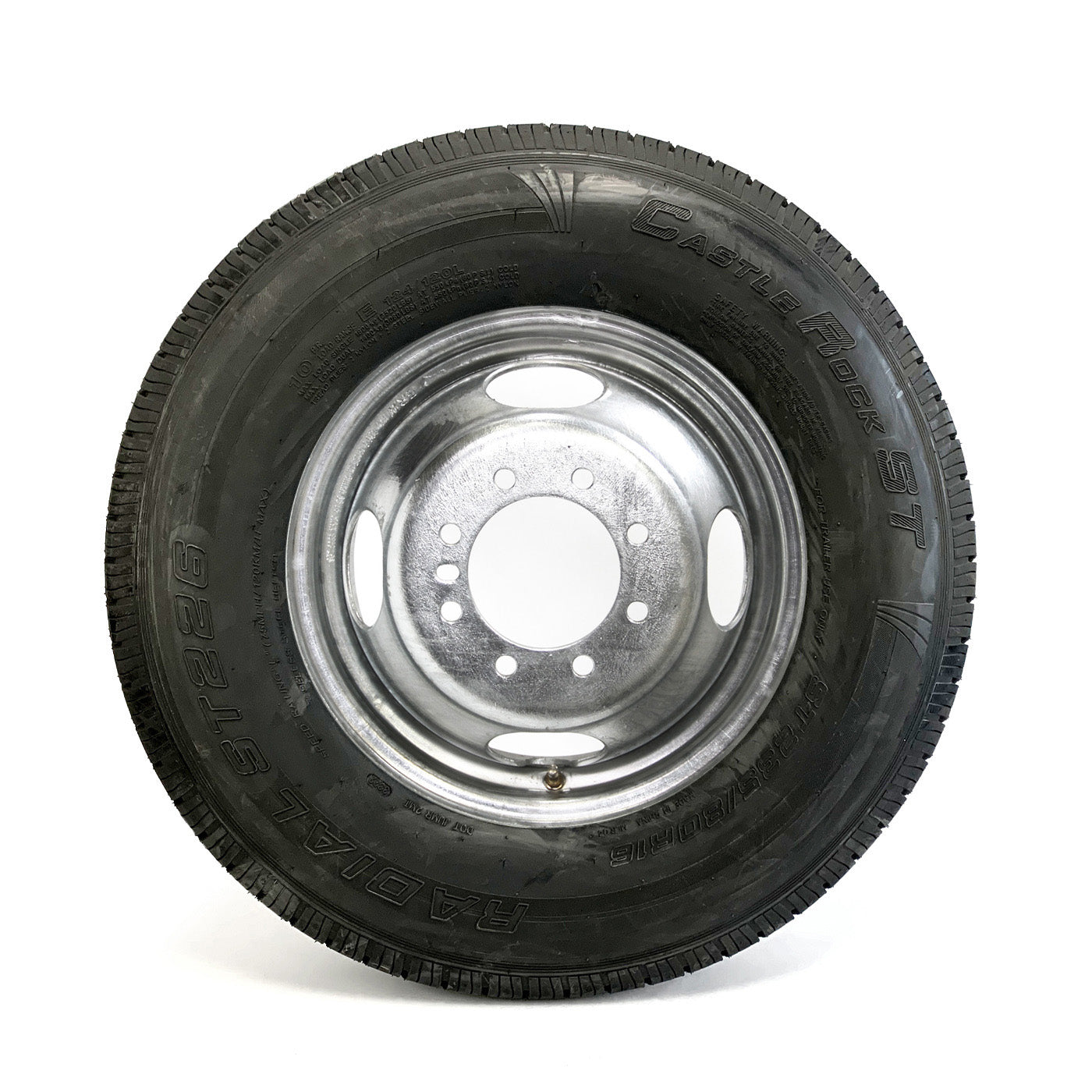 Pneu radial 235/80R16 10 plis LRE 3520 lbs Castle Rock et jante 16" 8 trous double galvanisée - RecreaShop
