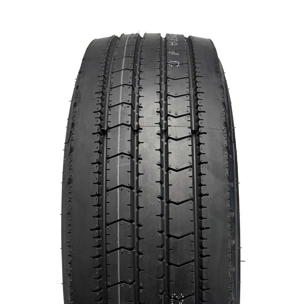 Pneu radial 245/70R175 18 plis LRJ 6005 lbs Westlake et jante 17 1/2" 8 trous double blanche - RecreaShop