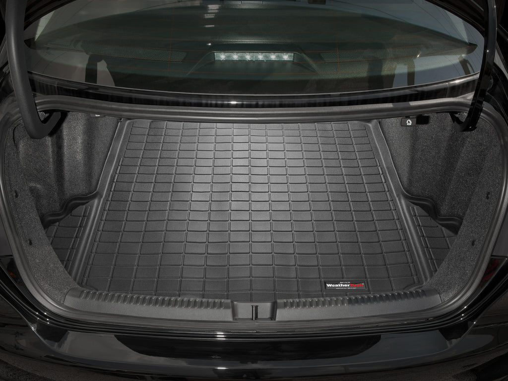 Tapis de coffre Cargo Liner noir WeatherTech Volkswagen Jetta 2011-2014 (sans turbo diesel 2011-2012, sans hybride, sans turbo diesel 2013-2014) - Récréashop