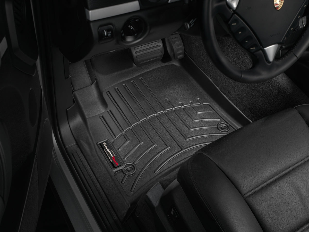Tapis avant FloorLiner noir WeatherTech Porsche Cayenne® 2003-2008 / Volkswagen Touareg 2004-2008 (2007-2008 : - Récréashop