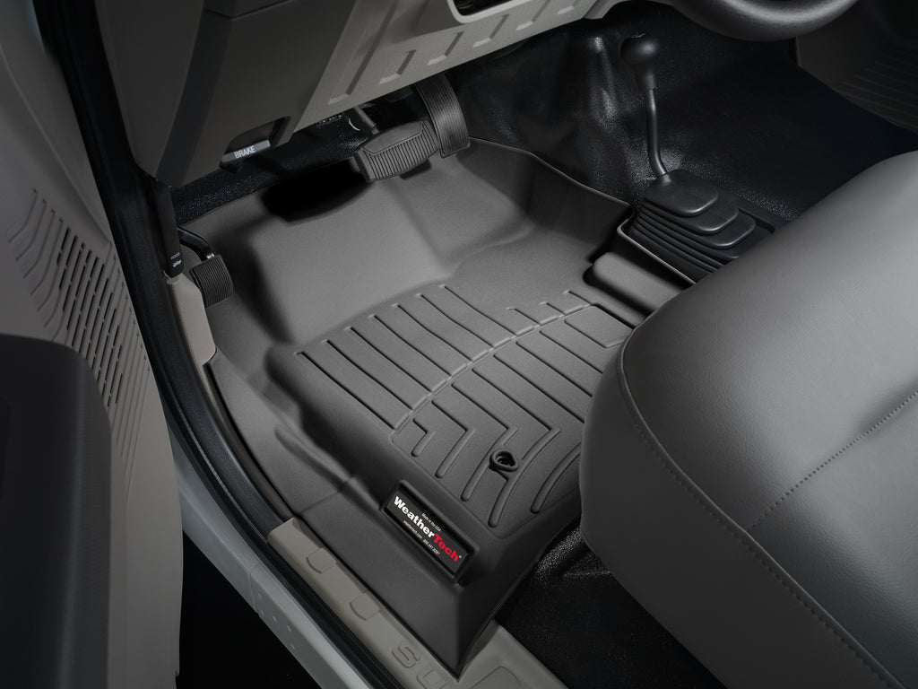 Tapis avant FloorLiner noir WeatherTech Ford F-250/F-350/F-450/F-550 1999-2007 (selon la version, voir compatibilité) - Récréashop