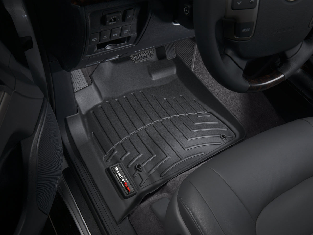Tapis avant FloorLiner noir WeatherTech Lexus LX 2008-2012 / Toyota Land Cruiser 2008-2012 (2012 : avec crochets de retenue seulement) - Récréashop
