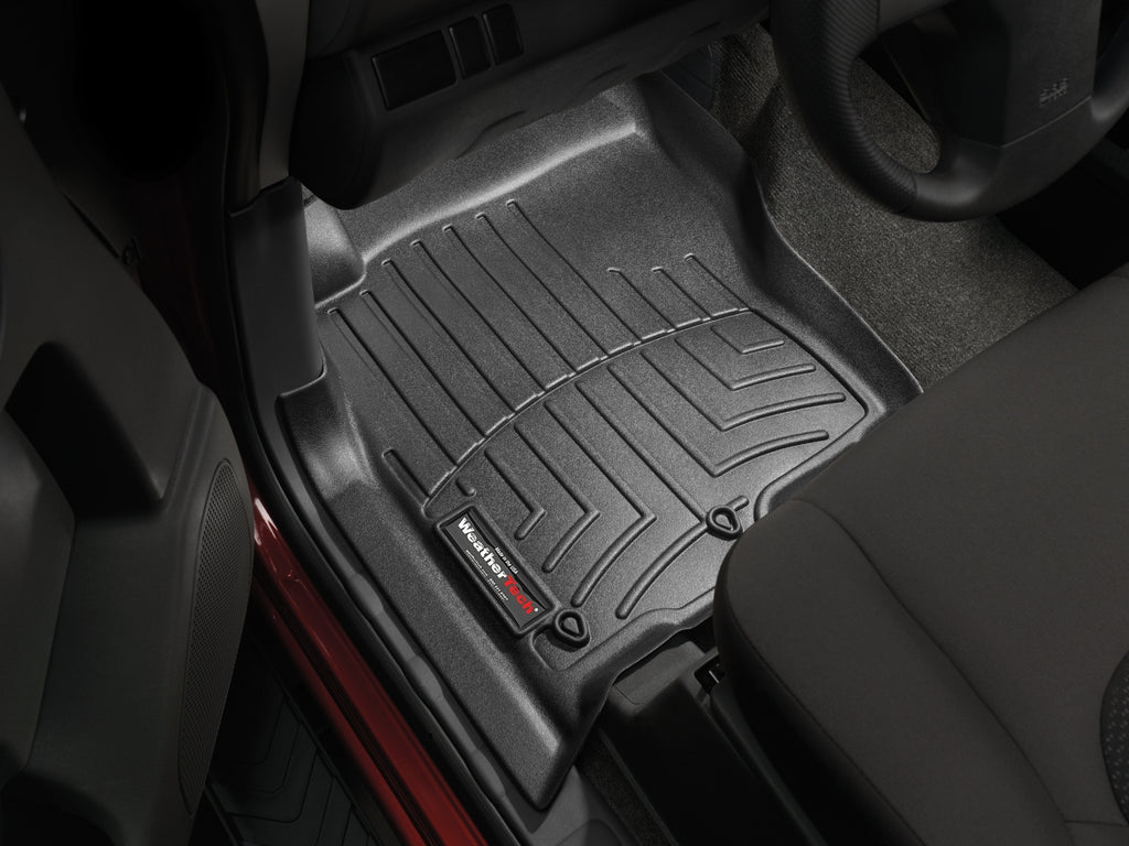 Tapis avant FloorLiner noir WeatherTech Nissan Xterra 2008-2015 / Nissan Pathfinder 2008-2012 (2008 : 2 trous  - Récréashop