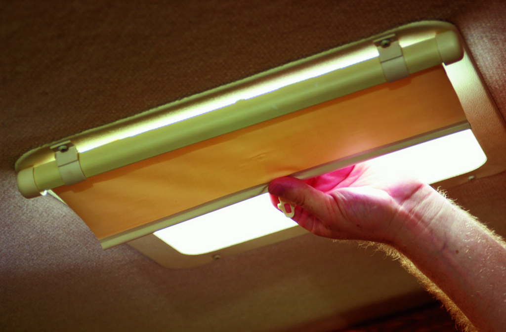 LIGHTS OUT VENT SHADE CRE - Récréashop