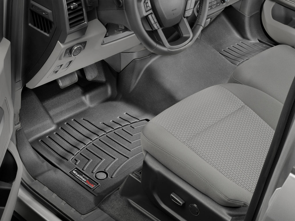 Tapis avant une pièce FloorLiner noir WeatherTech Ford F-150 2015-2026 (cabine simple, plancher tapissé, banquette seulement) - Récréashop