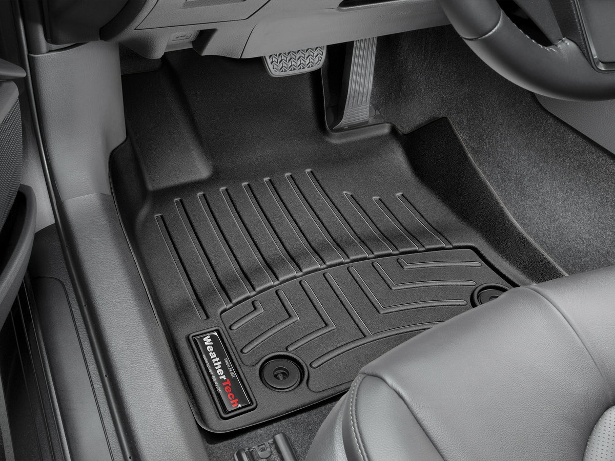 Tapis avant FloorLiner noir WeatherTech Toyota Camry 2018-2026 / Toyota Camry Hybrid 2018-2024 (2020-2024 : traction avant seulement) - Récréashop