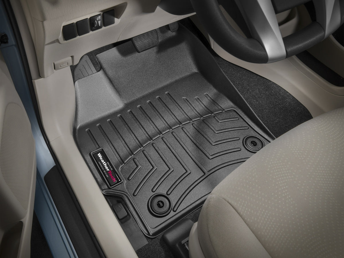 Tapis avant FloorLiner noir WeatherTech Toyota Prius V 2012-2017 / Toyota Prius 2012-2015 - Récréashop