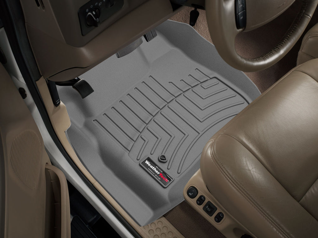 Tapis avant FloorLiner gris WeatherTech Ford F-250/F-350/F-450/F-550 1999-2007 / Ford Excursion 2000-2005 (selon la version, voir compatibilité) - Récréashop