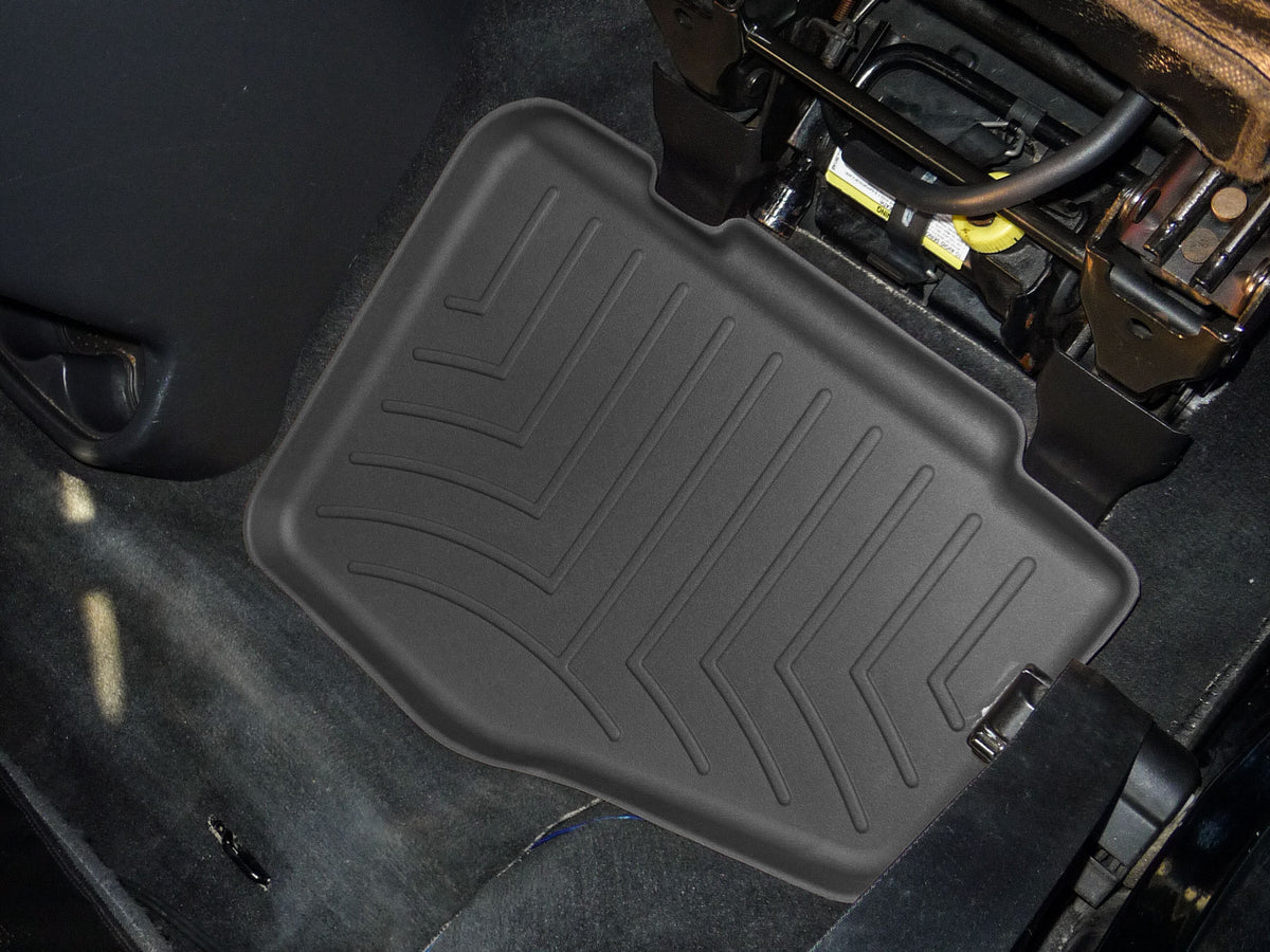 Tapis FloorLiner noir WeatherTech Jeep Wrangler 2-Door 1997-2006 / Jeep Wrangler Unlimited 2-Door 2004-2006 - Récréashop