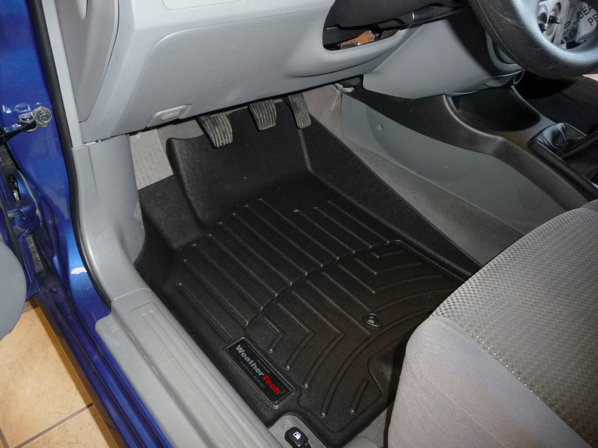 Tapis avant FloorLiner noir WeatherTech Suzuki Forenza 2004-2008 / Chevrolet Optra Advance 2009-2010 - Récréashop