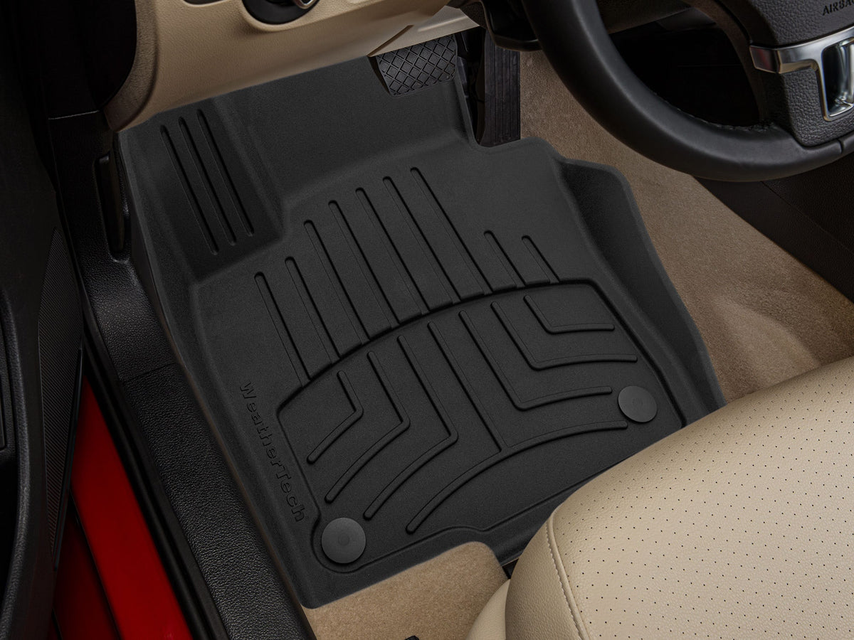 Tapis avant FloorLiner HP noir WeatherTech Volkswagen Beetle 2012-2019 et autres véhicules - Récréashop