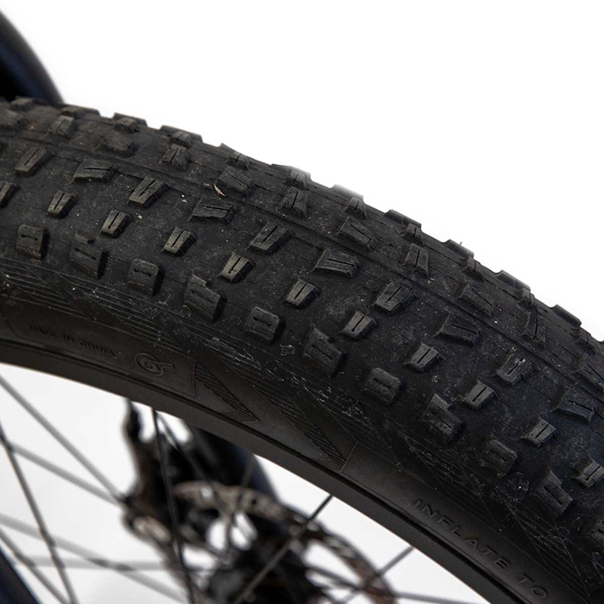 MAUI - Vélo fat bike 26" avec cadre de 17.5" CAMO - Récréashop